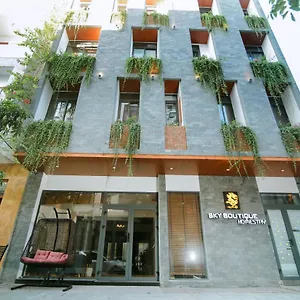 https://tropical-danang-villa-hotel.dananghotels.net