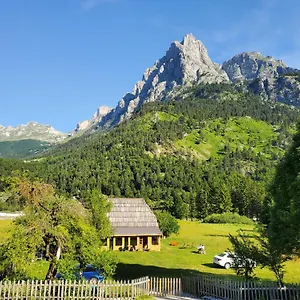 Pensión Bujtina 2